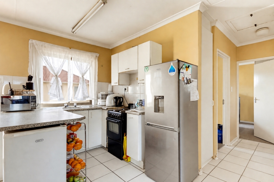 3 Bedroom Property for Sale in Guldenland Western Cape